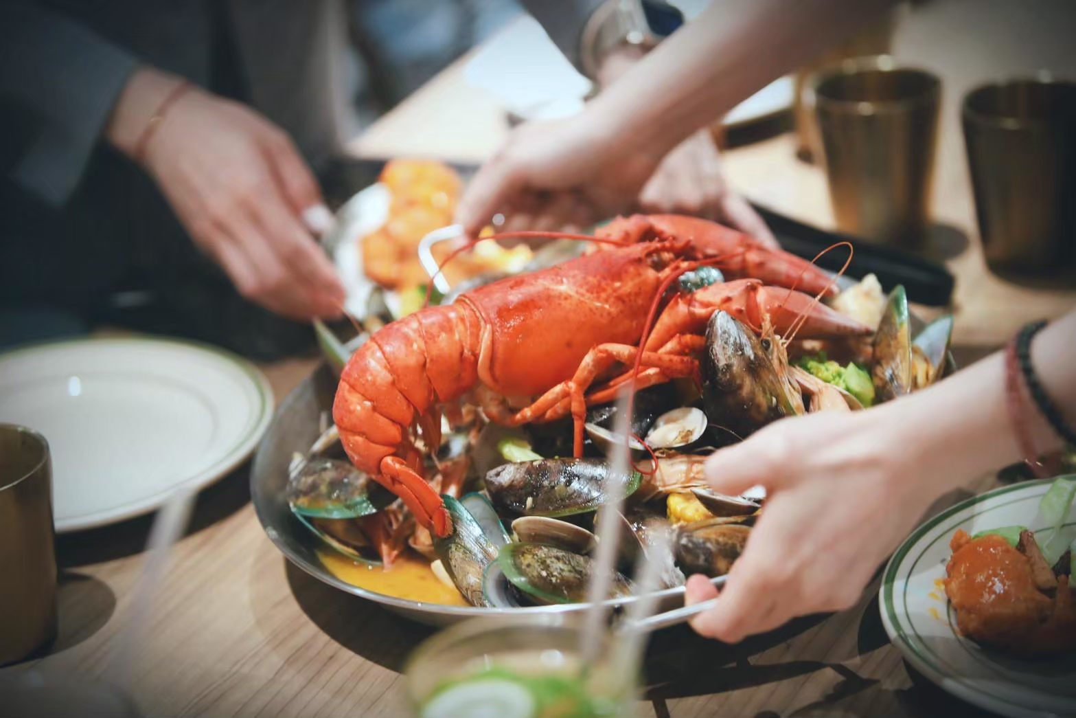 海岸線 牛排‧手抓海鮮